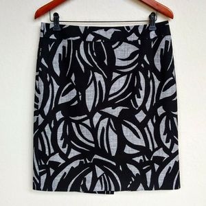 Geometric Print Skirt
